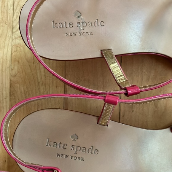 EUC Kate Spade pink patent leather wedge sandals 10 - Picture 4 of 8
